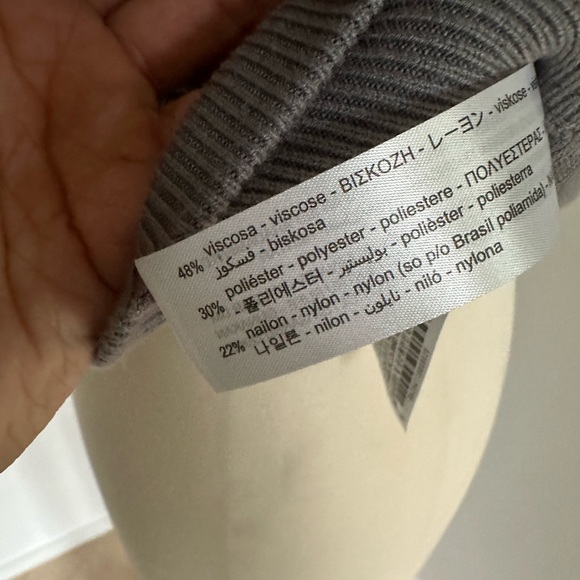 Zara Knit Muscle Knit Top With Padded Shoulder - Picture 7 of 7